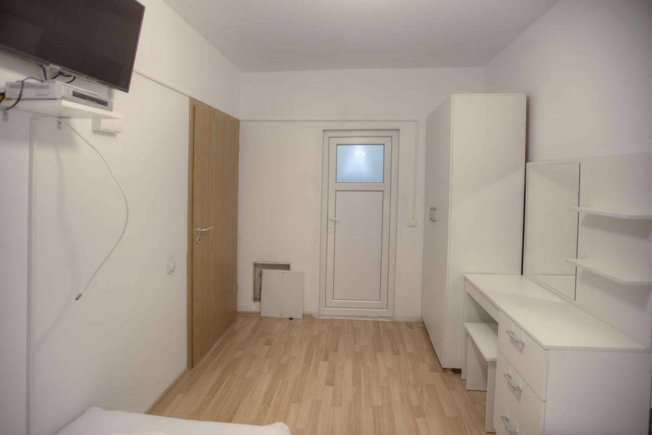 Guest House Prishtine Екстериор снимка